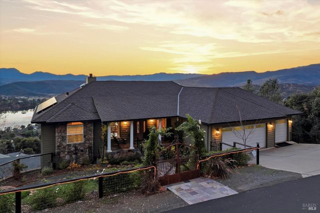 18750 Fernwood Rd, Hidden Valley Lake, CA 95467