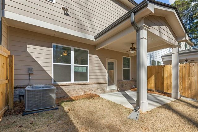5629 Overview Drive, Flowery Branch, GA 30542