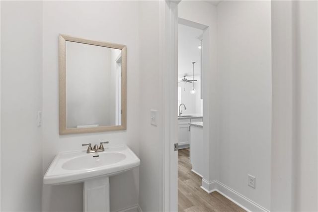 5629 Overview Drive, Flowery Branch, GA 30542