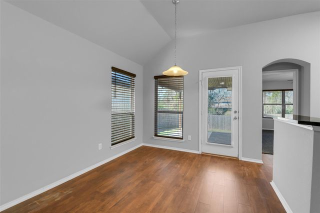 151 Doe Run Drive, Huntsville, TX 77320