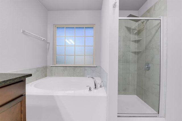 151 Doe Run Drive, Huntsville, TX 77320