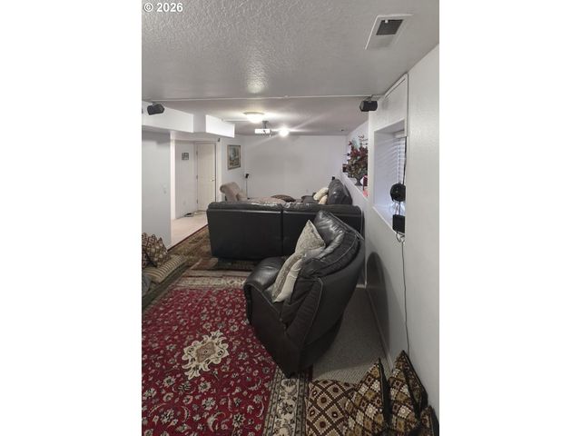 7490 Sw 154TH Sw, Beaverton, OR 97007