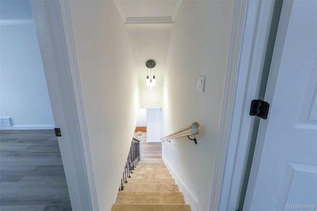 2061 E Boatfield Avenue, Burton, MI 48529