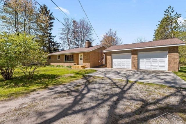 1308 S Homer Road, Homer Twp, MI 48640