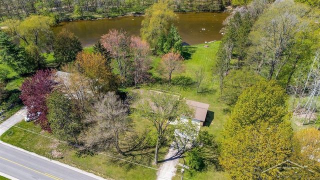 1308 S Homer Road, Homer Twp, MI 48640