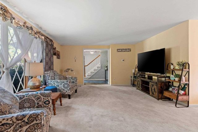 120 IROQUOIS AVENUE, Green Bay, WI 54301