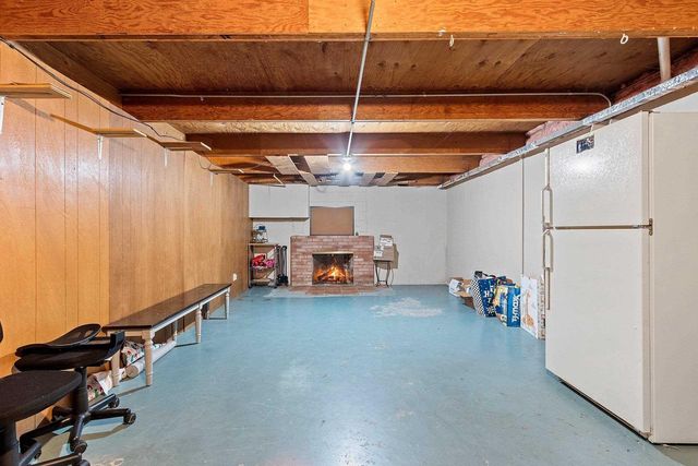 120 IROQUOIS AVENUE, Green Bay, WI 54301