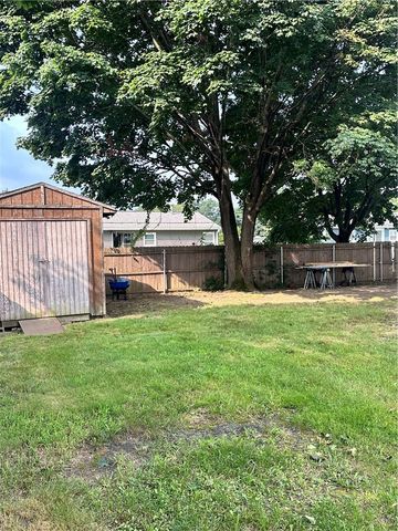 760 Strawberry Field Road, Warwick, RI 02886
