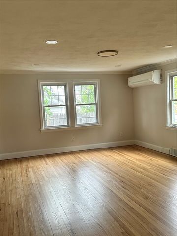 760 Strawberry Field Road, Warwick, RI 02886