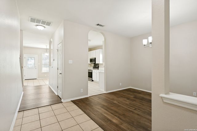 2938 Encino Robles, San Antonio, TX 78259