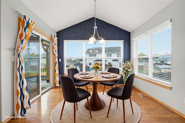 4315 Snowgoose Drive, Marion, IA 52302