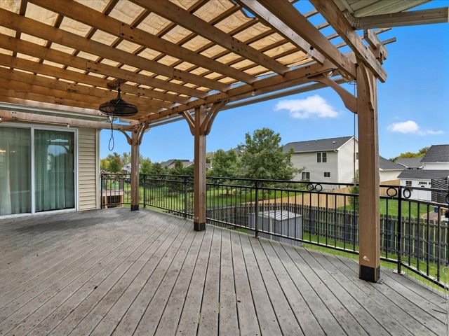 4315 Snowgoose Drive, Marion, IA 52302