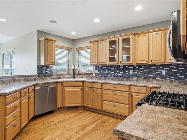 4315 Snowgoose Drive, Marion, IA 52302