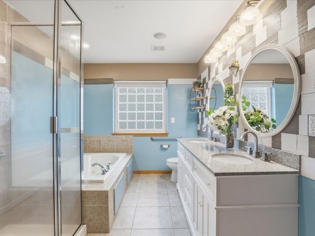 4315 Snowgoose Drive, Marion, IA 52302