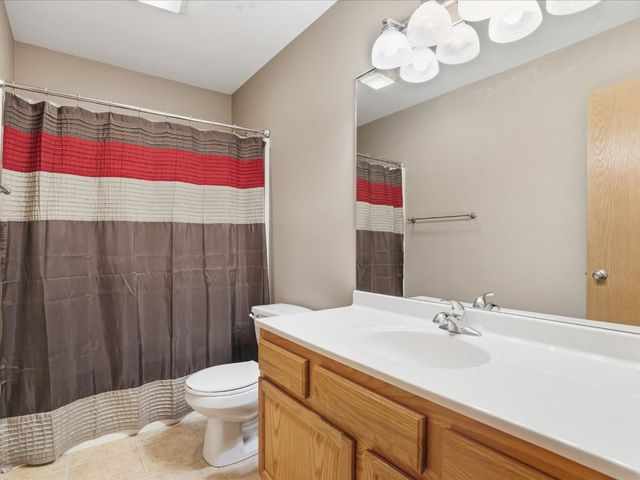 4315 Snowgoose Drive, Marion, IA 52302