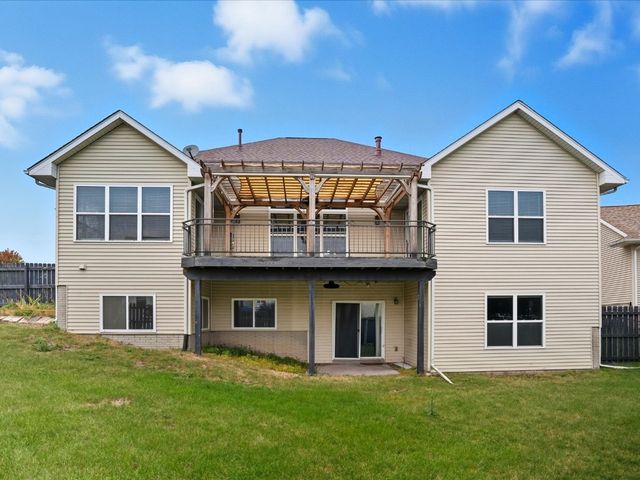 4315 Snowgoose Drive, Marion, IA 52302