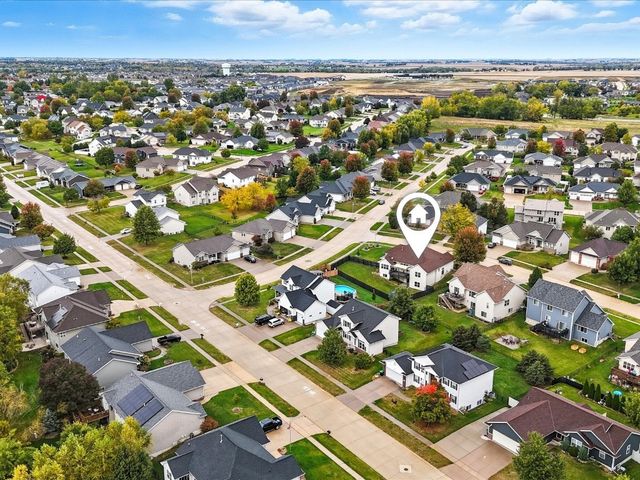 4315 Snowgoose Drive, Marion, IA 52302