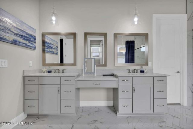 111 RANCH LAND Circle, St. Johns, FL 32259