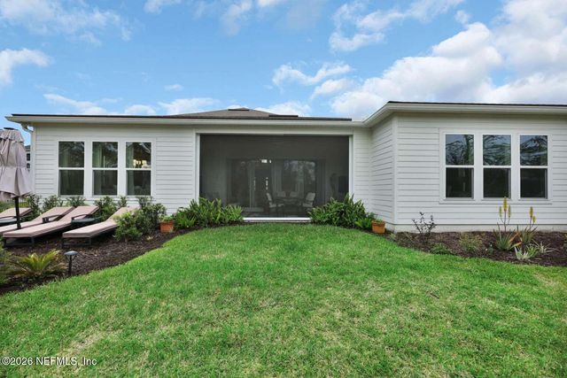 111 RANCH LAND Circle, St. Johns, FL 32259