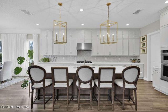 111 RANCH LAND Circle, St. Johns, FL 32259