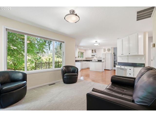 10140 Sw SHEARWATER Loop, Beaverton, OR 97007