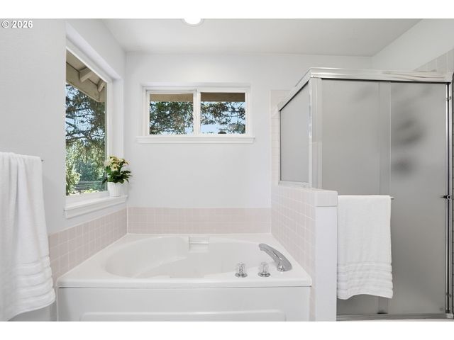 10140 Sw SHEARWATER Loop, Beaverton, OR 97007