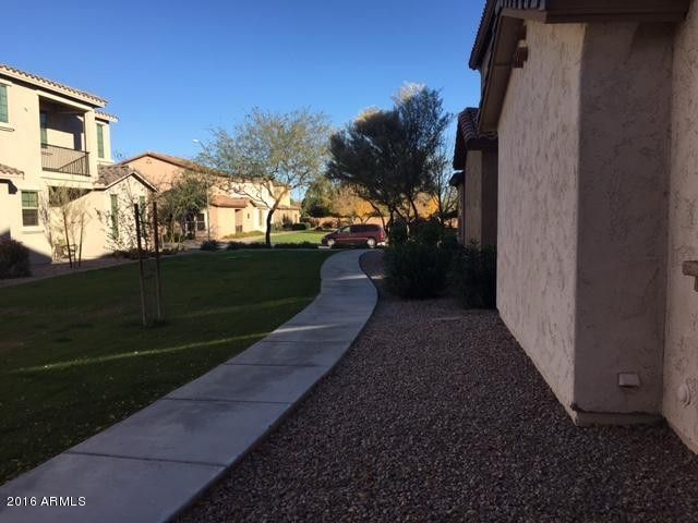 17730 W Banff Lane, Surprise, AZ 85388