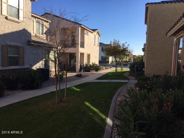 17730 W Banff Lane, Surprise, AZ 85388