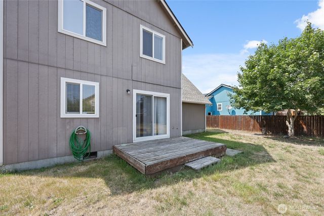 15814 90th Avenue SE, Yelm, WA 98597