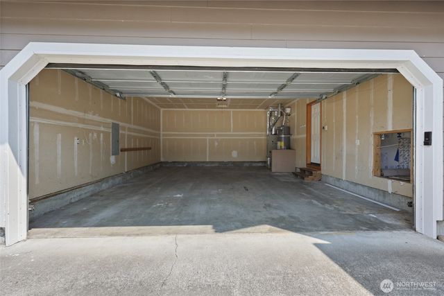 15814 90th Avenue SE, Yelm, WA 98597