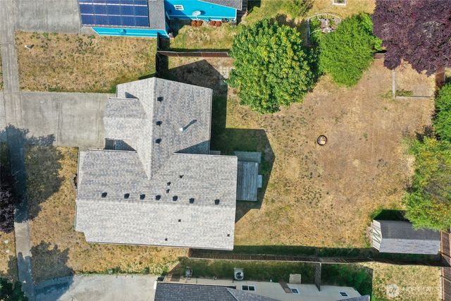 15814 90th Avenue SE, Yelm, WA 98597