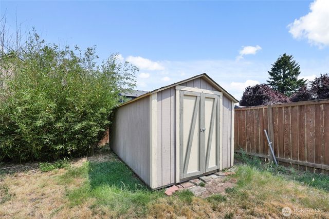 15814 90th Avenue SE, Yelm, WA 98597