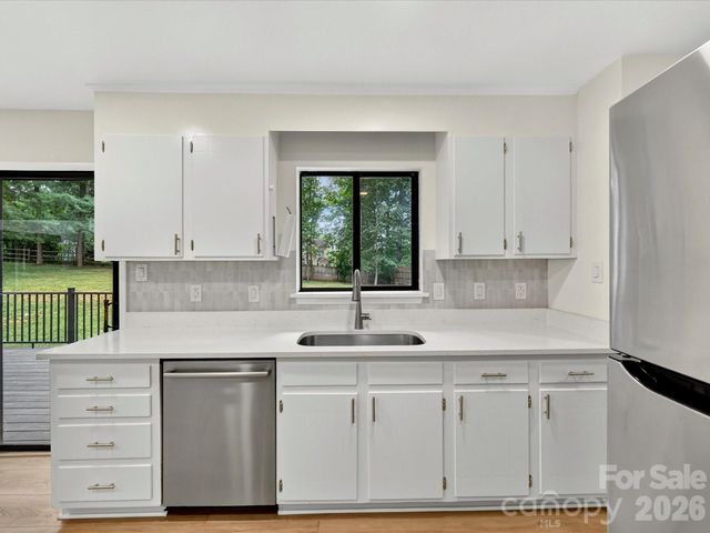 7908 Serendipity Lane, Charlotte, NC 28277