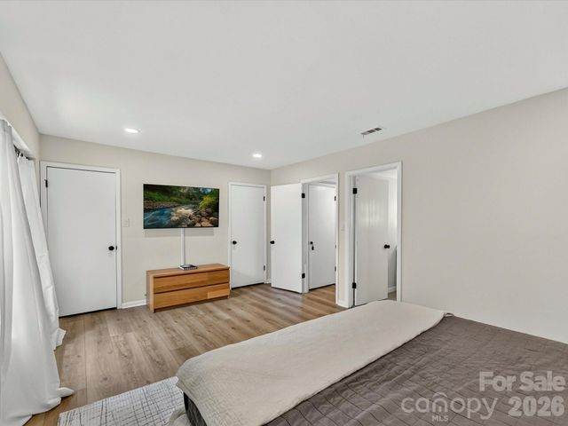 7908 Serendipity Lane, Charlotte, NC 28277