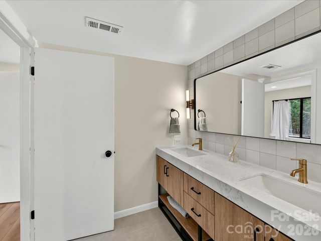 7908 Serendipity Lane, Charlotte, NC 28277