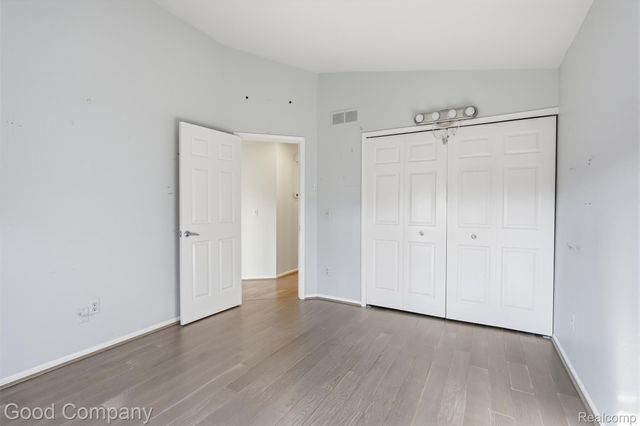 7284 Westchester 7, West Bloomfield Charter Township, MI 48322
