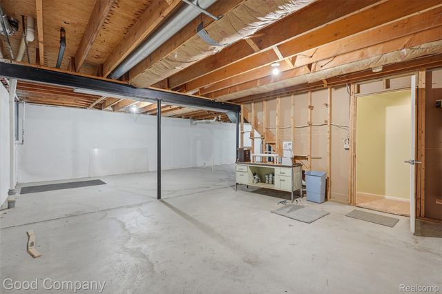 7284 Westchester 7, West Bloomfield Charter Township, MI 48322