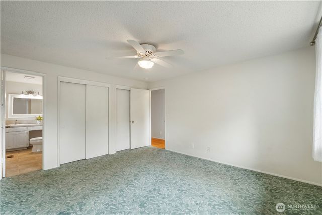 549 Bulldog Street SE, Lacey, WA 98503