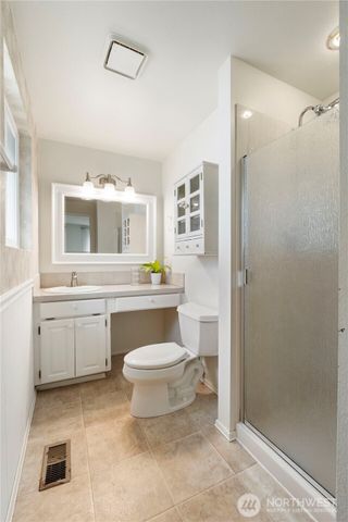 549 Bulldog Street SE, Lacey, WA 98503