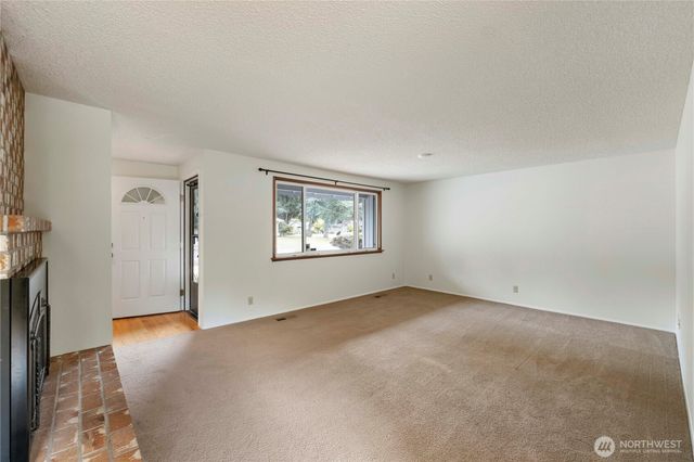 549 Bulldog Street SE, Lacey, WA 98503