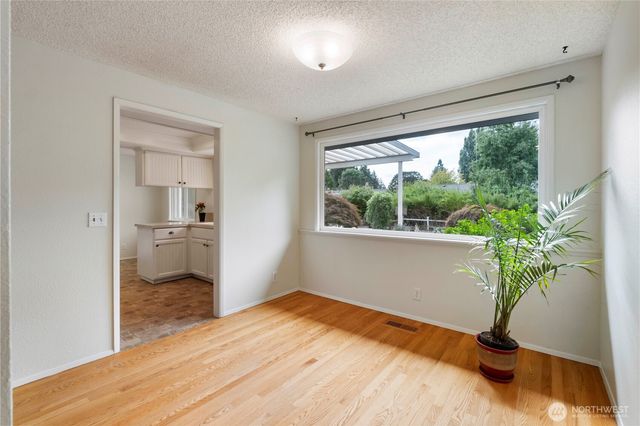 549 Bulldog Street SE, Lacey, WA 98503