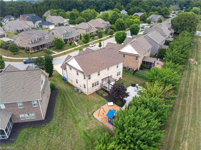 1110 Old Stone Lane, Kernersville, NC 27284