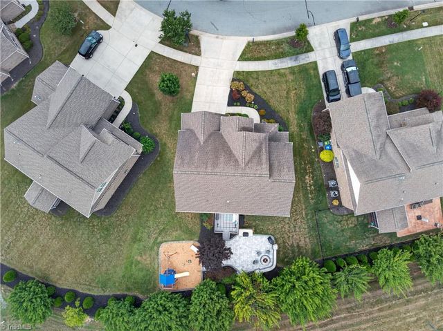 1110 Old Stone Lane, Kernersville, NC 27284