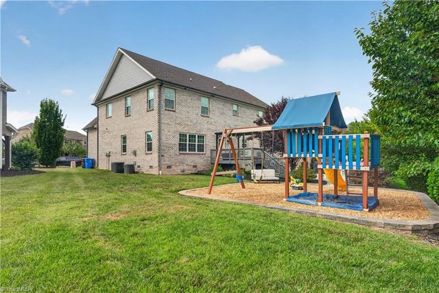 1110 Old Stone Lane, Kernersville, NC 27284