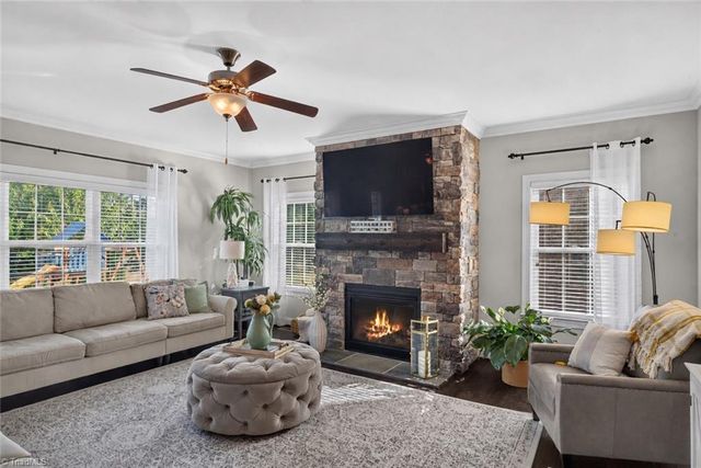 1110 Old Stone Lane, Kernersville, NC 27284