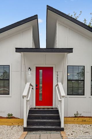 1722 W Ridgewood Ct, San Antonio, TX 78201