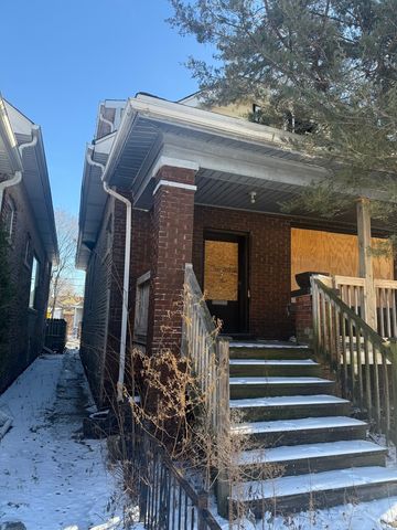 7927 S Colfax Avenue, Chicago, IL 60617