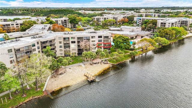 1101 Colony Point Cir 301, Pembroke Pines, FL 33026