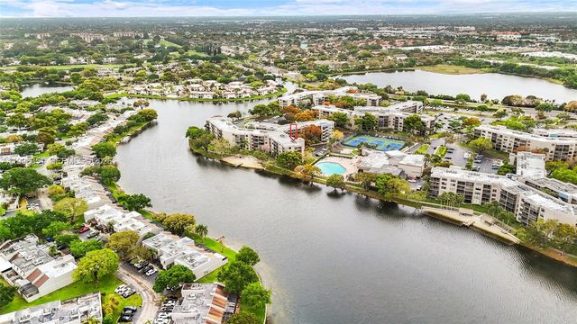 1101 Colony Point Cir 301, Pembroke Pines, FL 33026