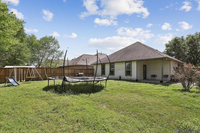 2551 Arceneaux Ave, Zachary, LA 70791